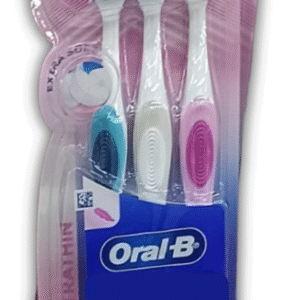 Oral-B Criss Cross Toothbrush with 16-degree angled bristles for deep cleaning